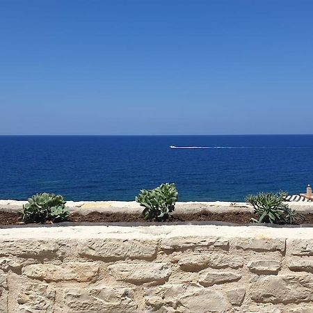 Zefyros Suite , Seafront Retreat ! Pánormos Екстериор снимка