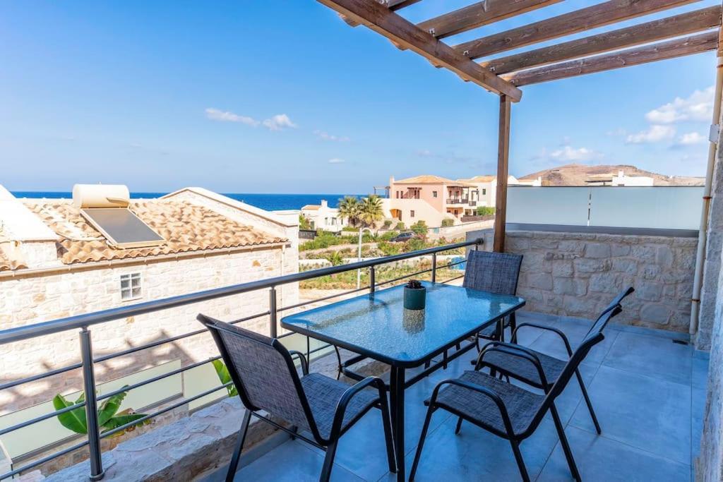 Zefyros Suite , Seafront Retreat ! Pánormos Екстериор снимка