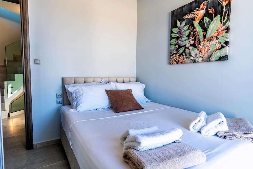 Zefyros Suite , Seafront Retreat ! Pánormos Екстериор снимка