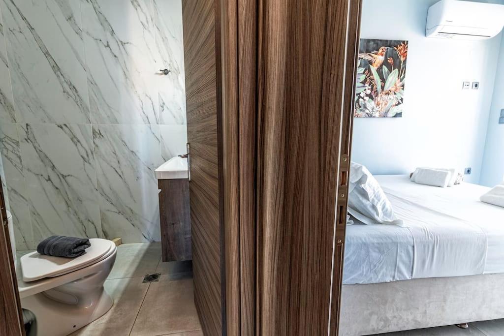 Zefyros Suite , Seafront Retreat ! Pánormos Екстериор снимка